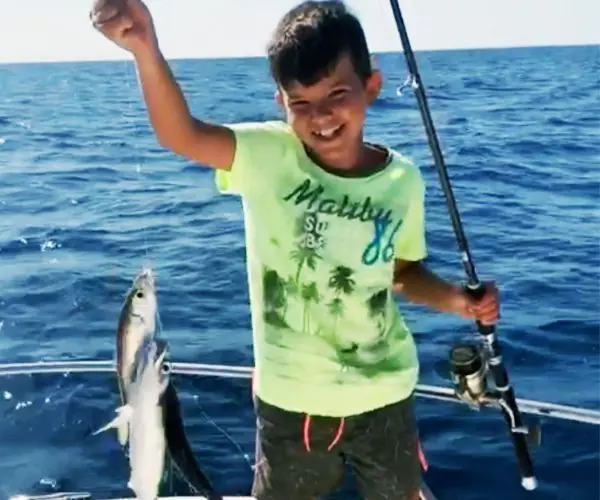 Boat hire for coastal bottom fishing in Salou